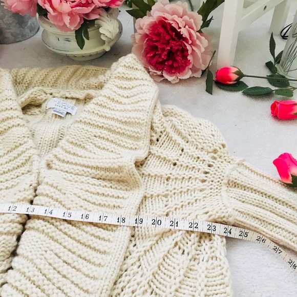 Anthropologie Cardigan ๐๐ - Picture 7 of 8